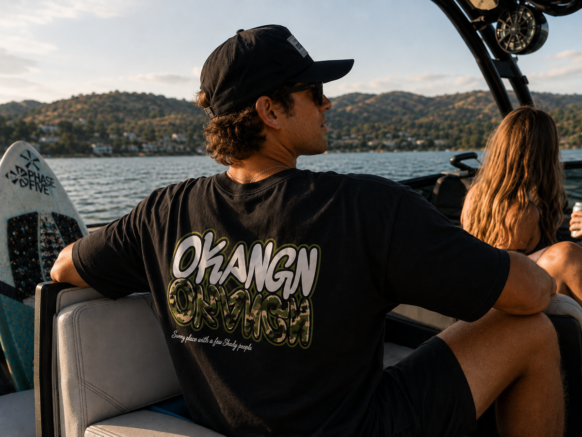 OKANGN Graffiti Mirror T-Shirt: Graphic Tee